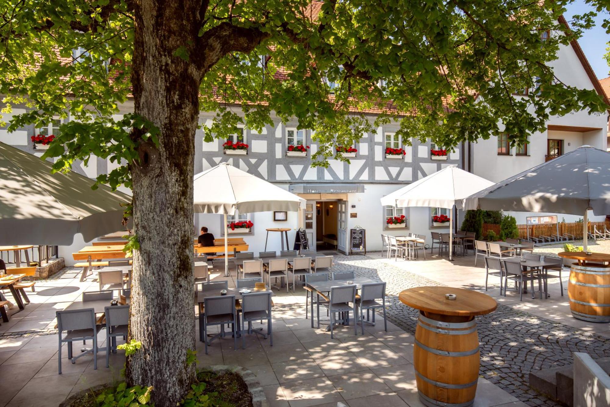 Hotel-Restaurant Heiligenstadter Hof Heiligenstadt in Oberfranken Exterior foto
